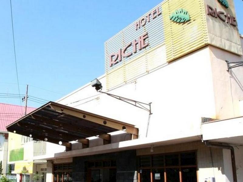 Riche Heritage Hotel Malang Zewnętrze zdjęcie